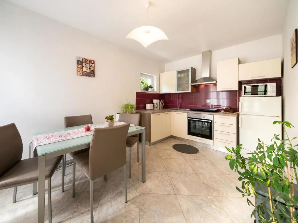 Apartment Nada By Interhome Lovran