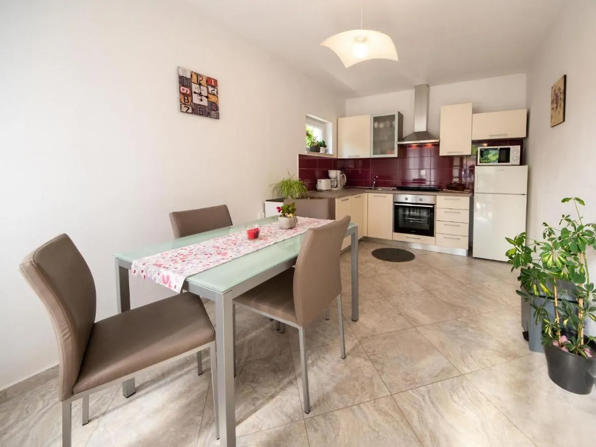 Apartment Nada By Interhome Lovran